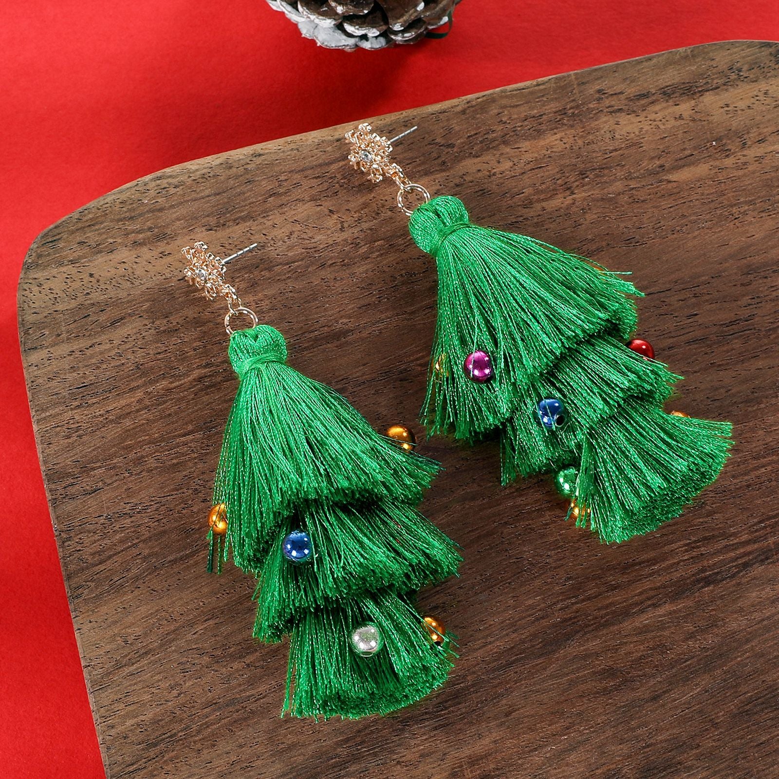 Wholesale Trendy Christmas Tree Tassel Earrings For Women Hand Woven Alloy Bell Snowflake Dangle Earrings Party Wear Boutique Resale