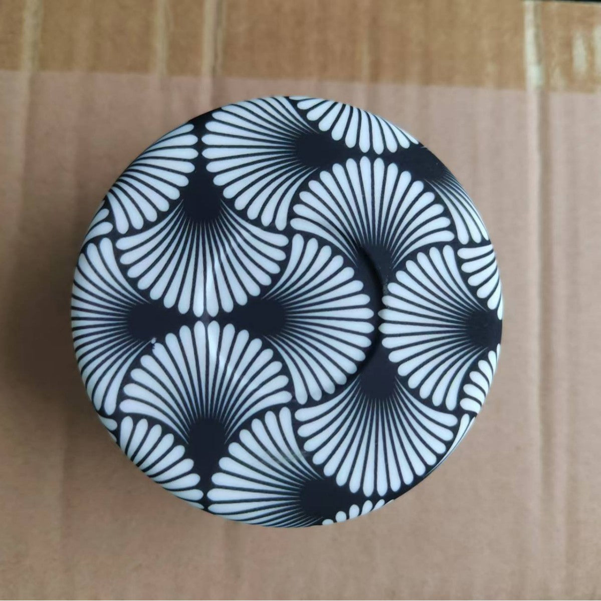 Wholesale Creative simple pattern silicone cup cover insulation film water transfer printing sports kettle space Pot Cup cover cup bottom cover for cups