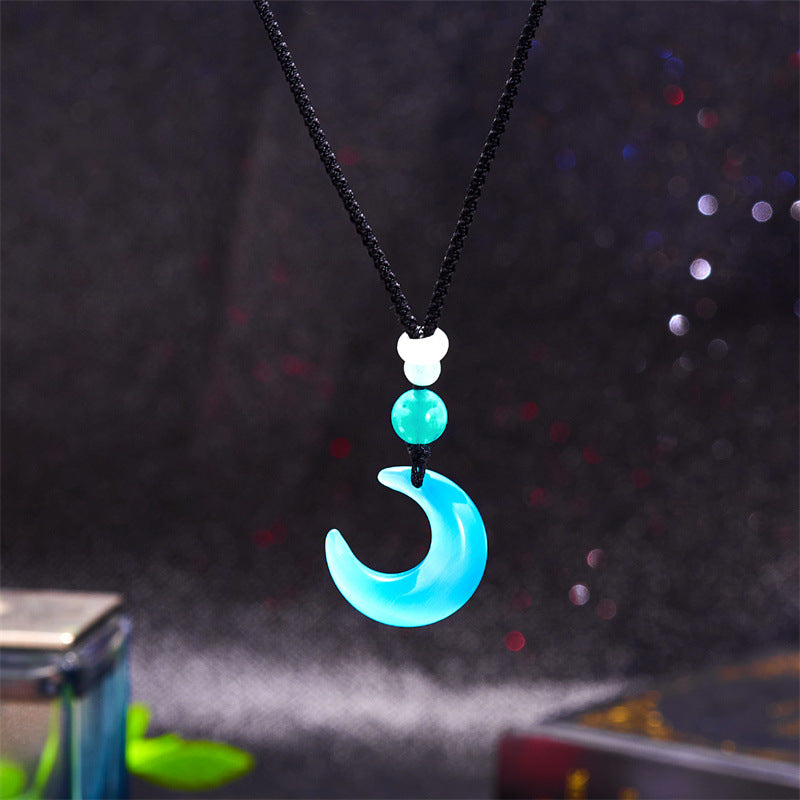 Wholesale Resin Moon Necklace