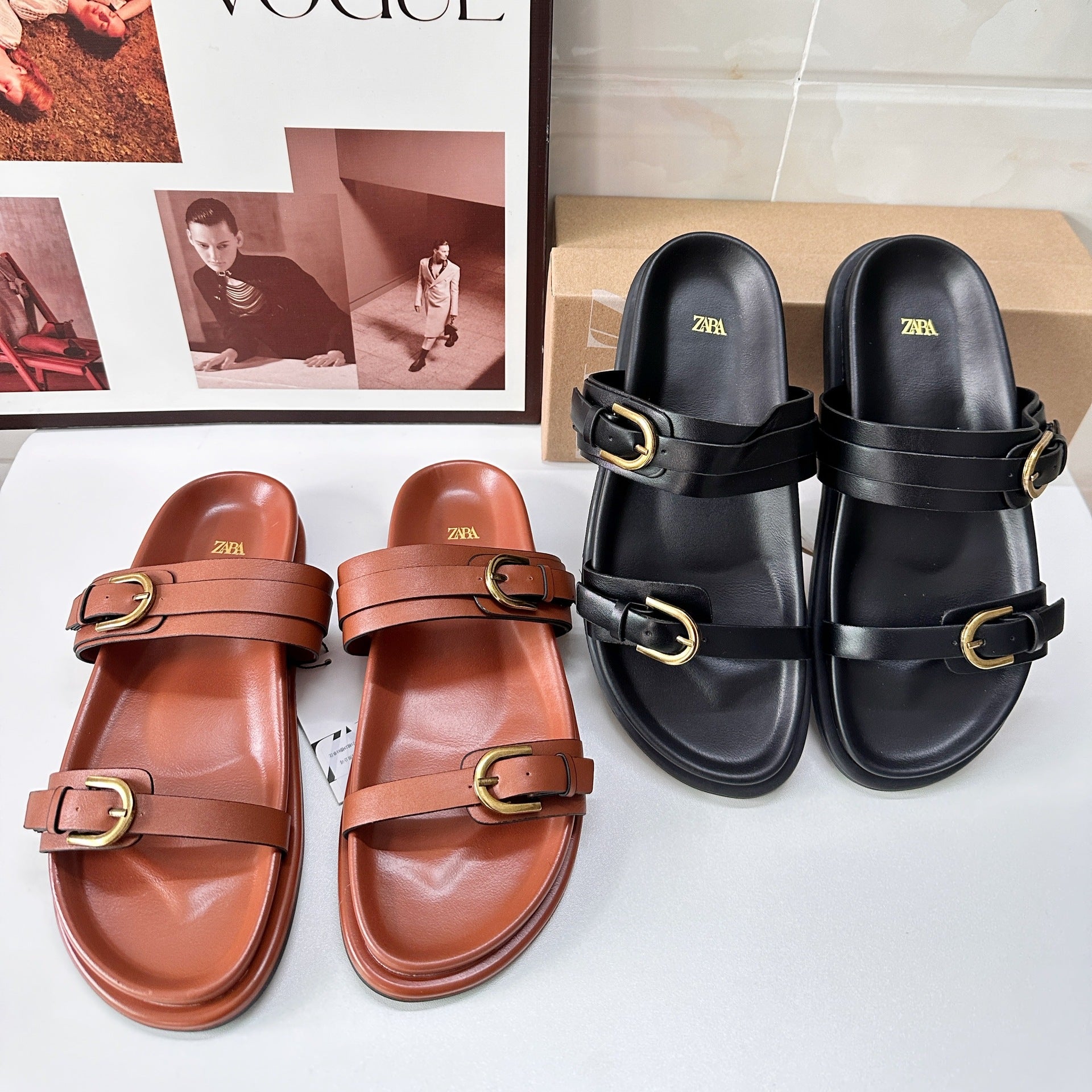 Wholesale Summer Women's Shoes with Rear Empty Black Buckle Breathable Fashion Flat Sandals
