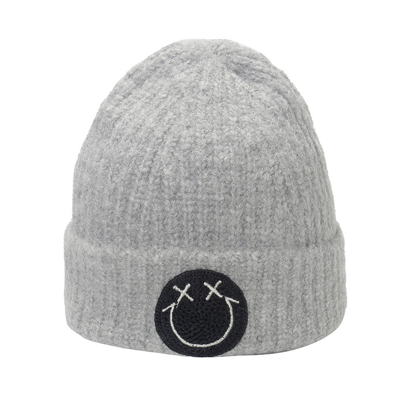 Wholesale Autumn and Winter Smiley Knitted Acrylic Beanie