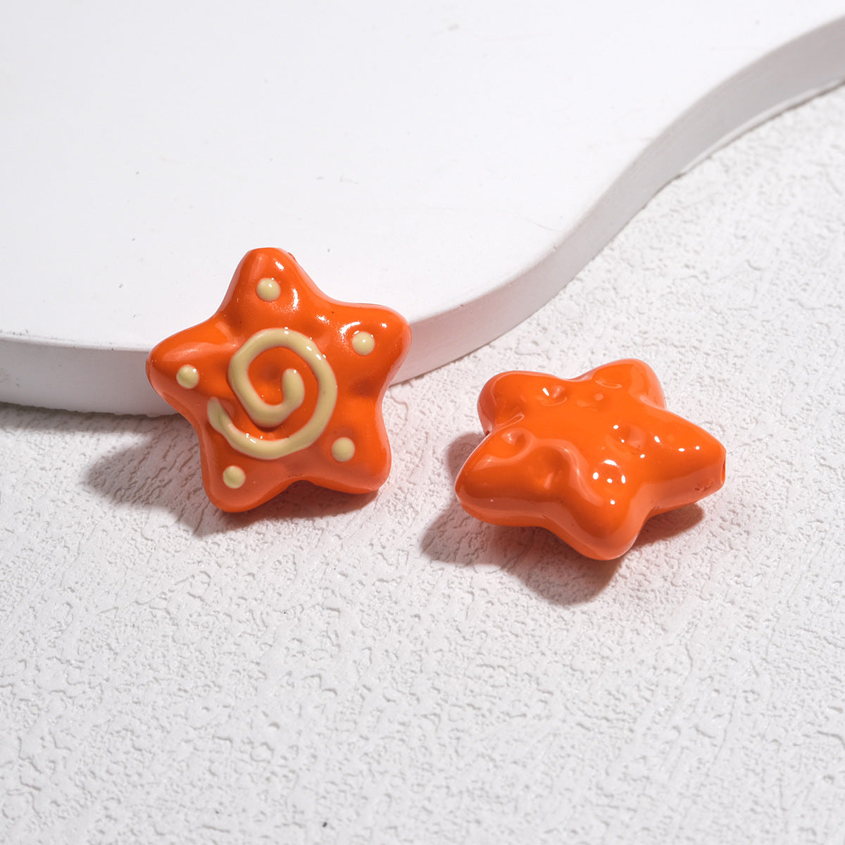 Wholesale 20pcs Cartoon starfish perforated Acrylic Beads