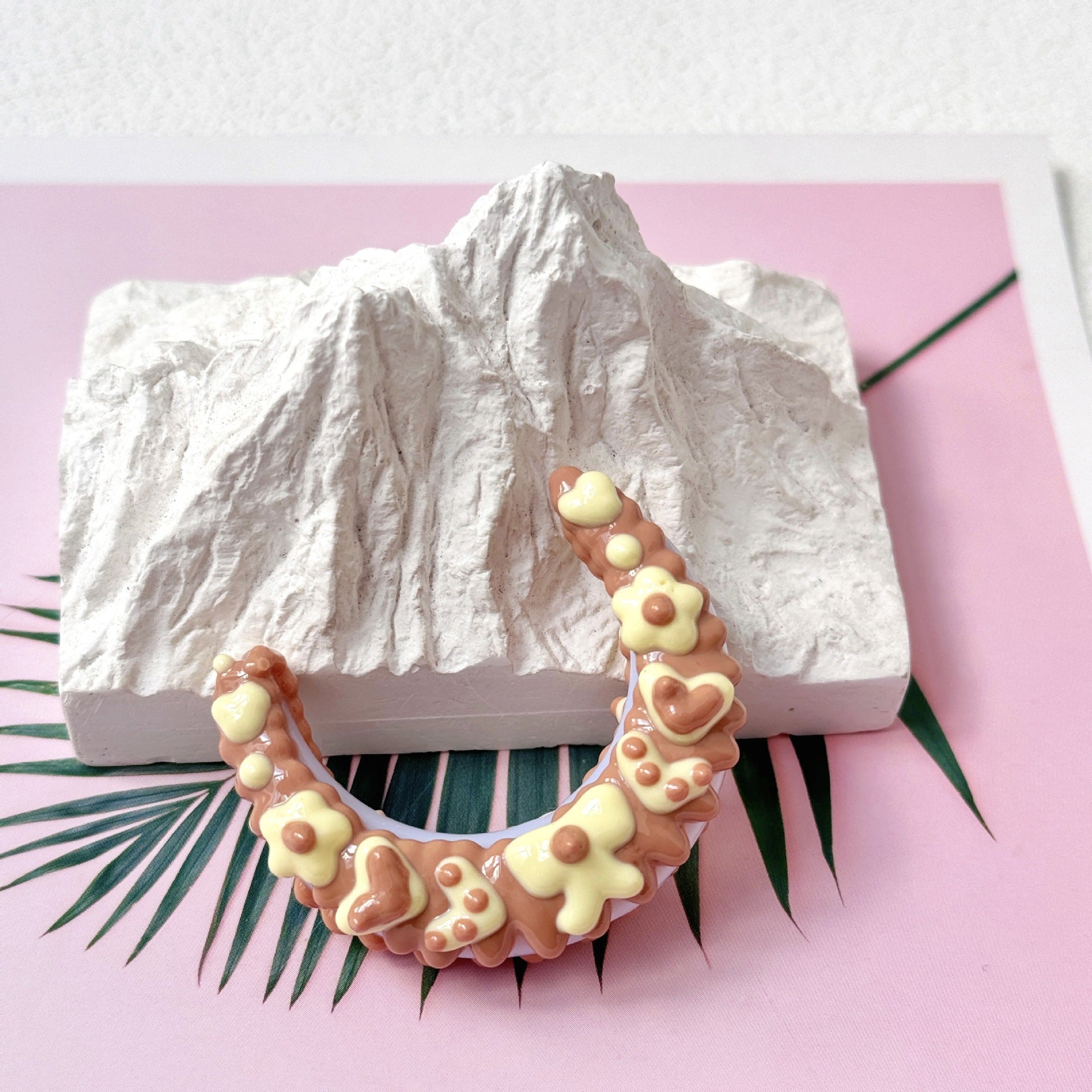 Wholesale 10pcs Cartoon bow moon hand painted beads beaded pen diy material mobile phone chain loose beads jewelry accessories