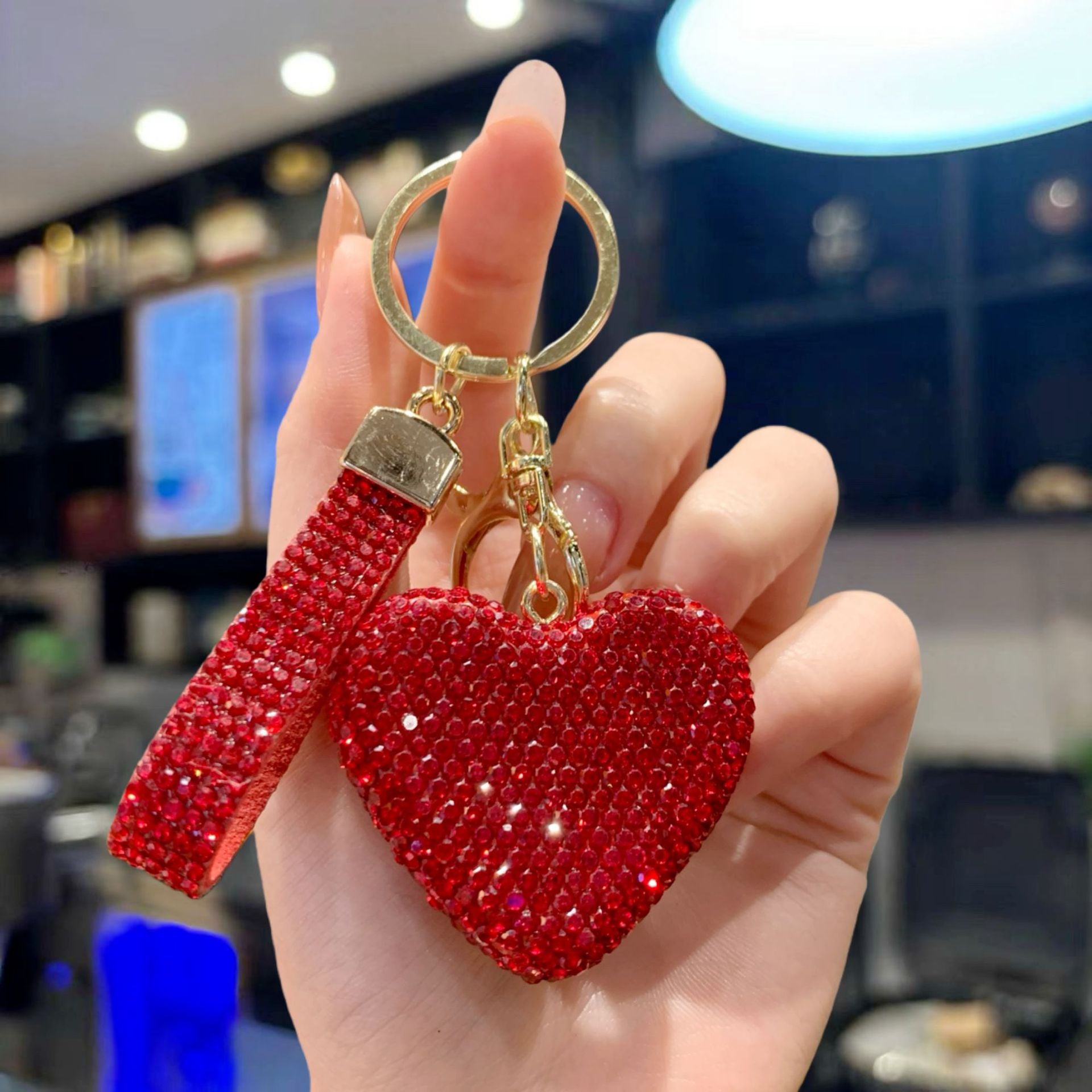 Wholesale Heart-shaped Keychain Full of Love and Diamonds