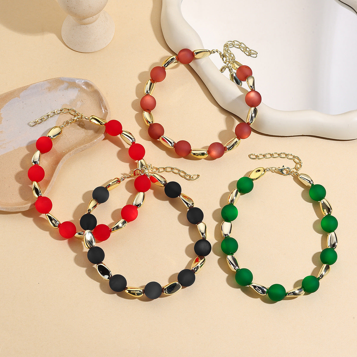 Wholesale Irregular acrylic geometric round necklace