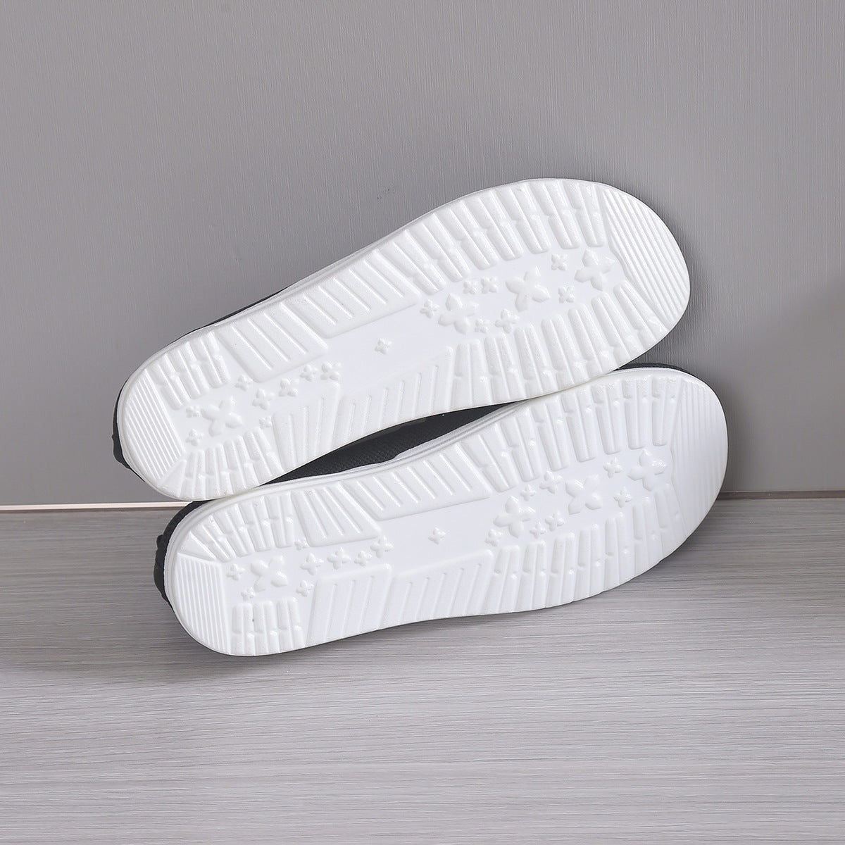 Wholesale Metal Chain Slope Heel Thick Sole One Step Breathable Lightweight Mesh Large Casual Single Shoes for Women