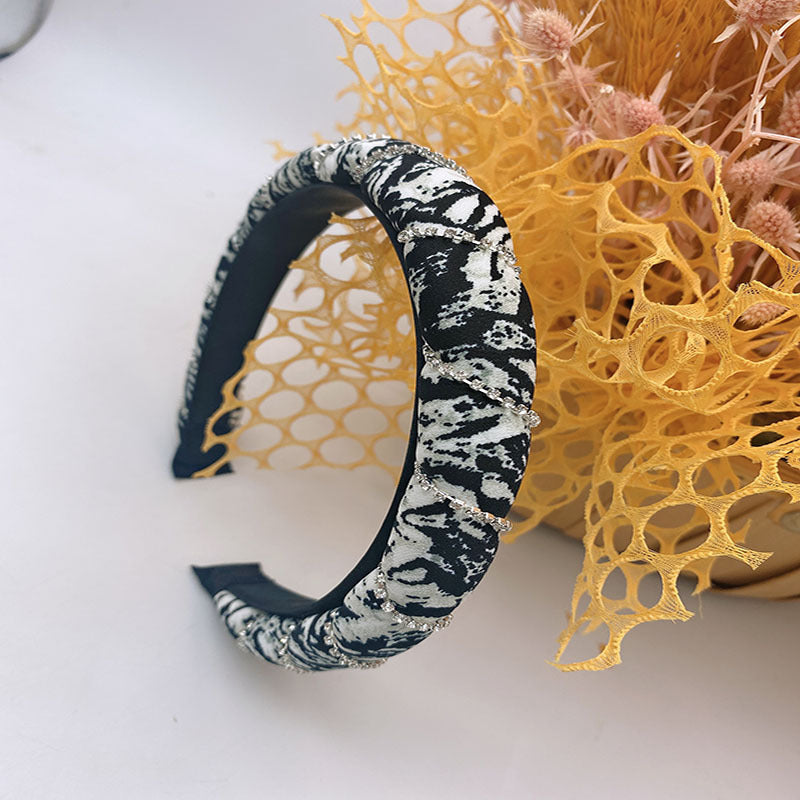 Wholesale Leopard Pattern Diamond Chain Circled Fabric Hair Hoops