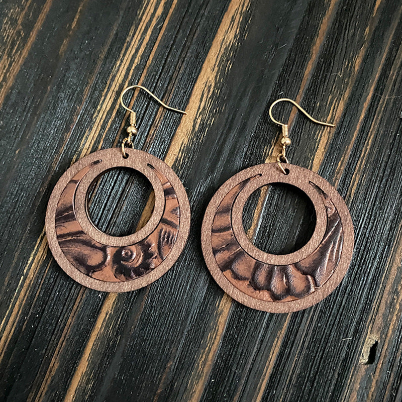 Wholesale Genuine leather hollow inlay lightweight fashionable wood Earrings