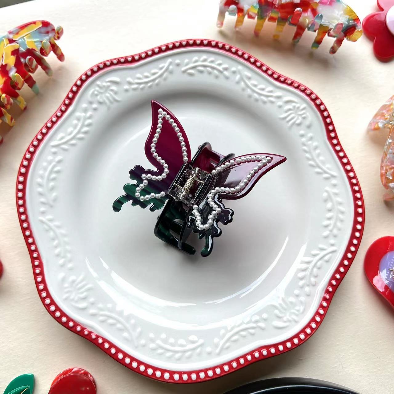 Wholesale Acetate Butterfly Gradient Hair Clips