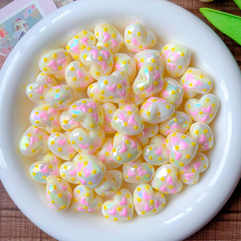 Wholesale 5pcs/pack Acrylic Hand-painted Cut-out Luminous Love Beads