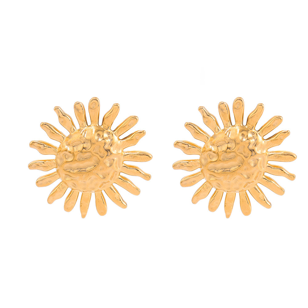 Wholesale 18k gold plated hammered sunflower stainless steel earrings