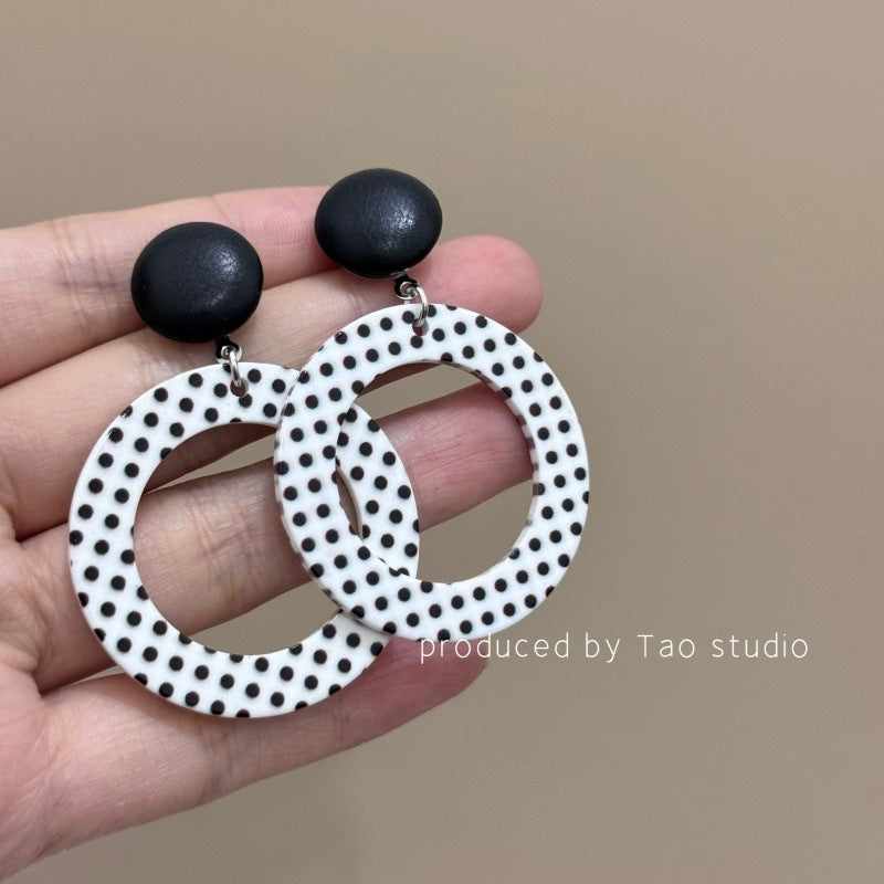 Wholesale Pretty Vintage earrings