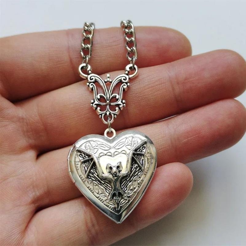 Wholesale Mini Silver Heart Gothic Bat Necklace