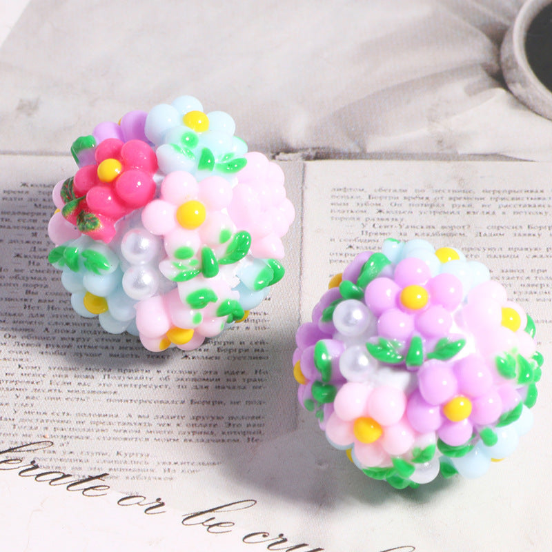 Wholesale 5pcs/pack  Fresh and cute little flowers can be worn through straight hole loose beads diy key chain jewelry