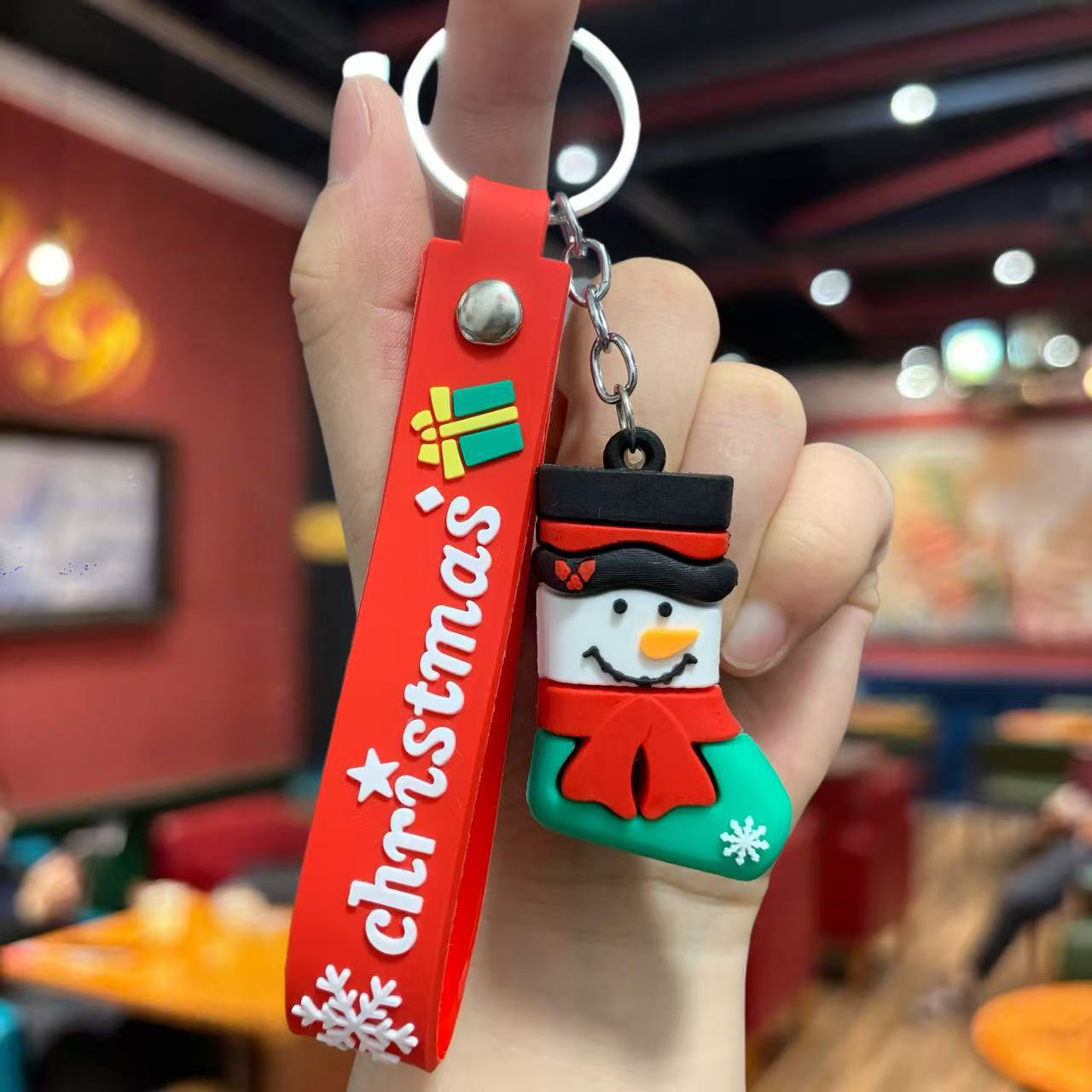 Wholesale Christmas keychain  gift pendant  Keychains