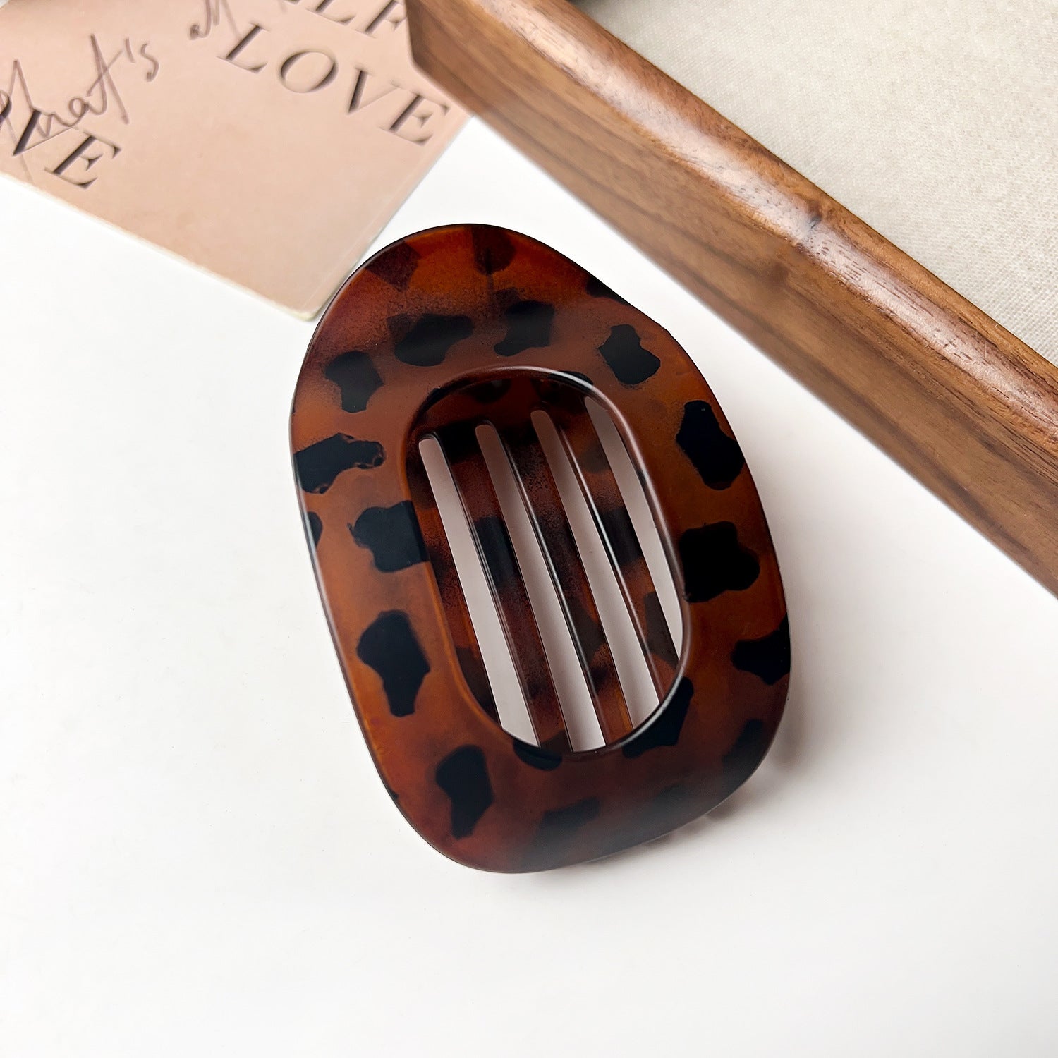 Wholesale New Flat Oval Hairpin Back Head Disc Hair Grab Clip Curved Arc Design Elegant Shark Clip Hair Accessories