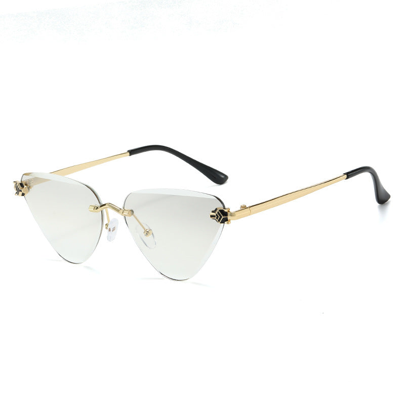 Wholesale Frameless Triangle Diamond-cut Fashion Panda Sunglasses