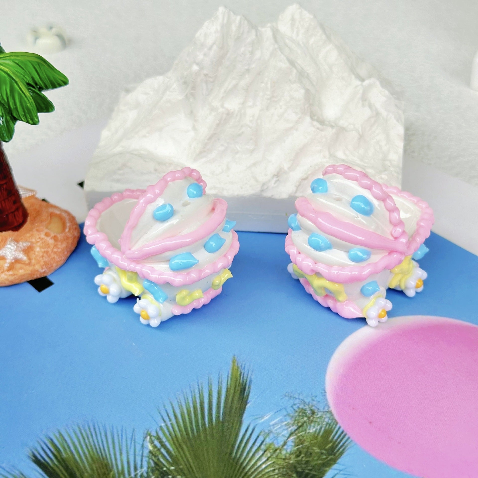 Wholesale 5pcs 3mm Cartoon Pinch Heavy Industry Baby Carriage Hand-painted Beads