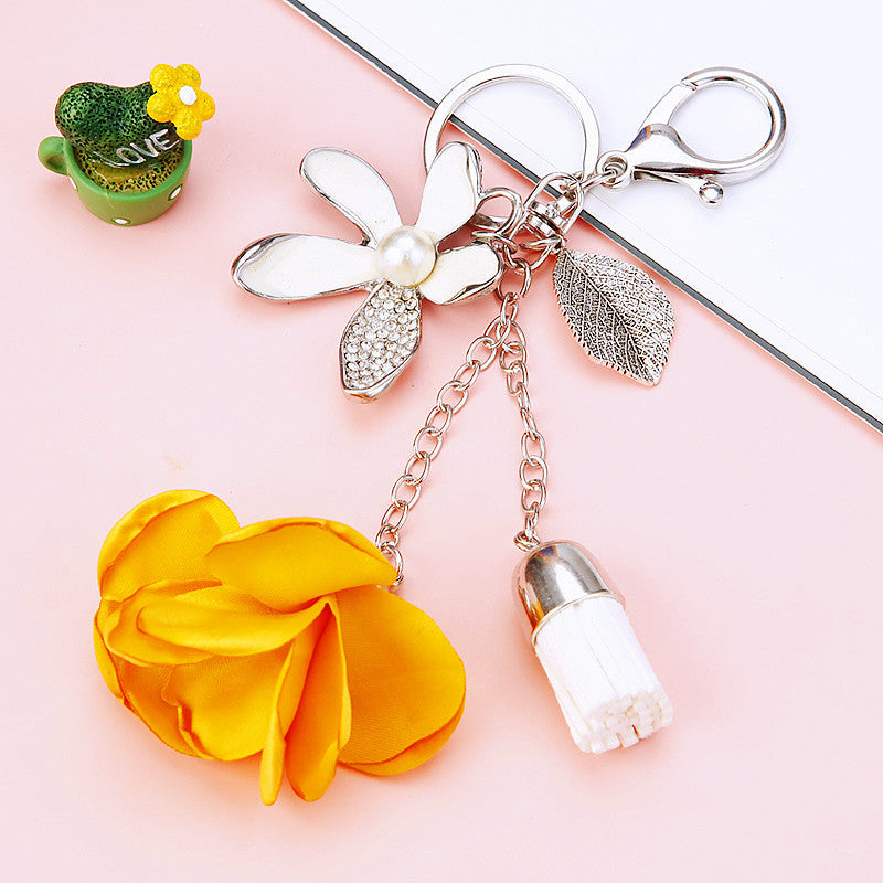 Wholesale Flower Metal Car Keychain With Tassel Pink White Bag Charm And Key Accessory Gift For Women Boutique Resale