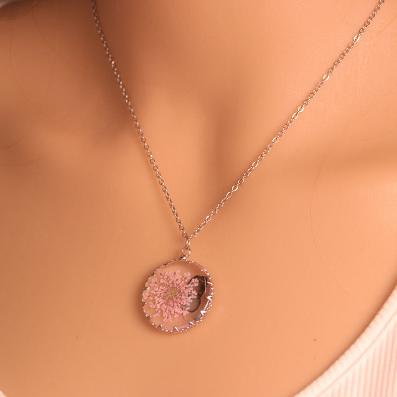 Wholesale Butterfly Small Fresh Necklace Creative Gold and Silver Dried Flower Glass Pendant Bohemian Retro Fashion Jewelry