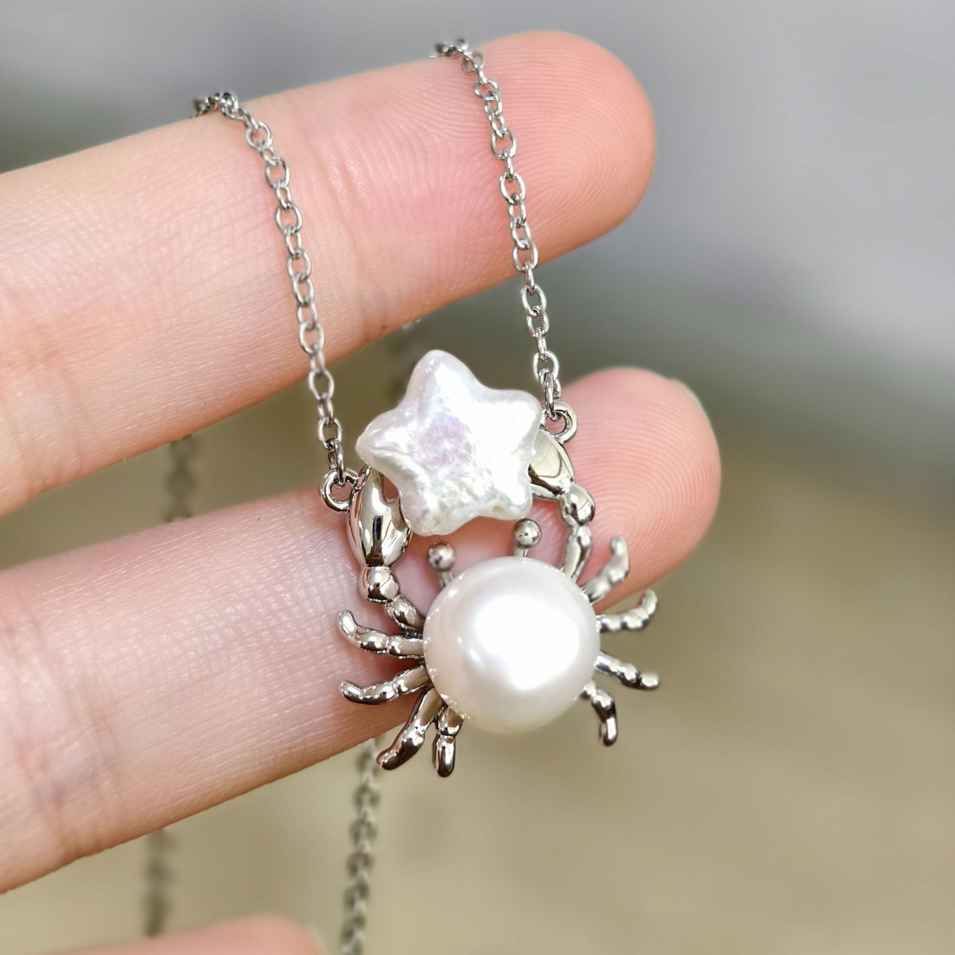 Wholesale Ocean Pearl Series Cute Pearl Fish Zircon Pendant Necklace