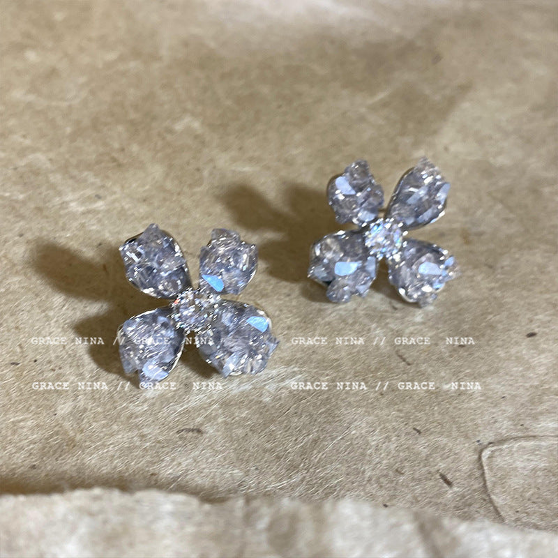 Pendientes de cobre de flor de cristal al por mayor