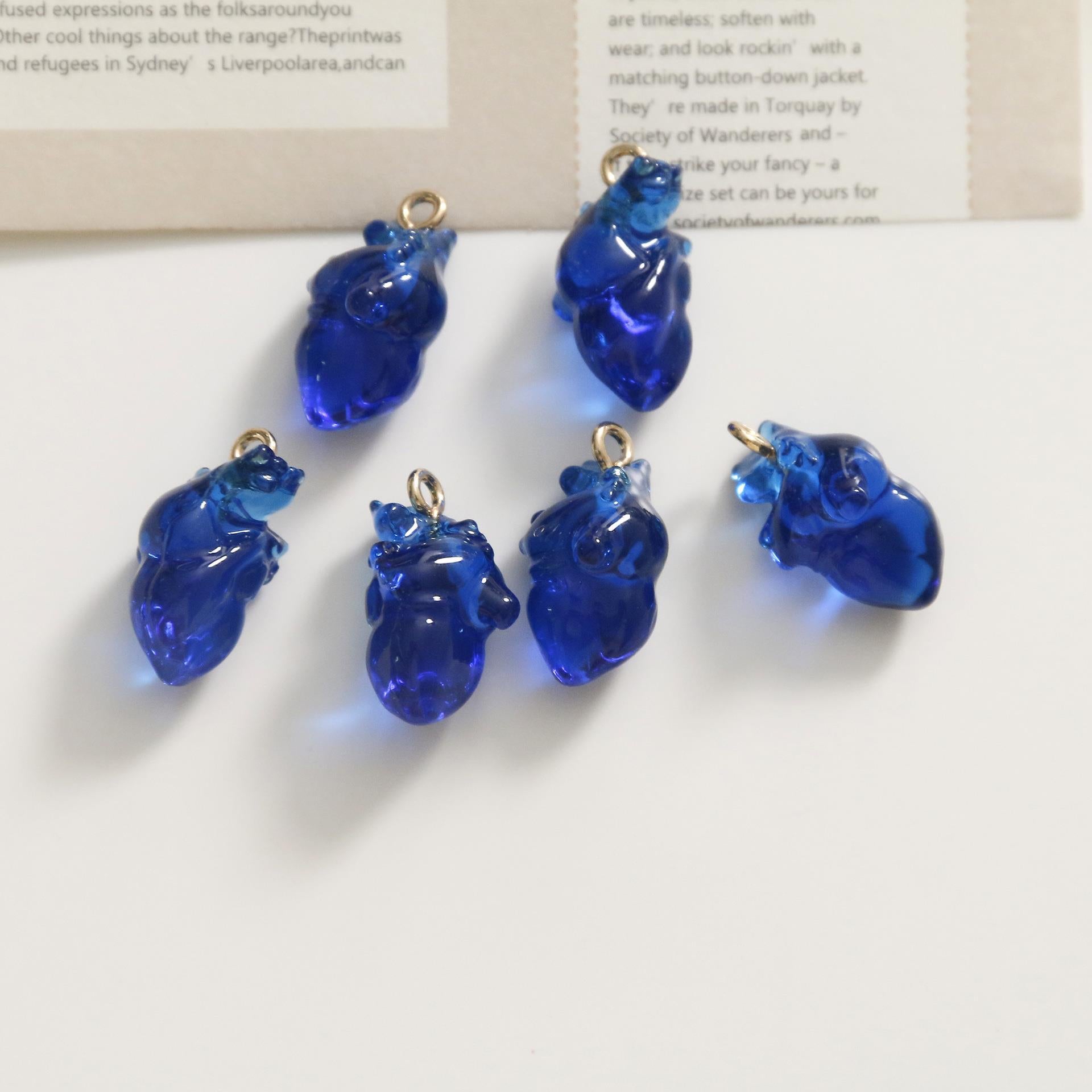 Wholesale Three-dimensional Clear Small Heart Pendant Bracelet Material OLY-CS-LiLuo001