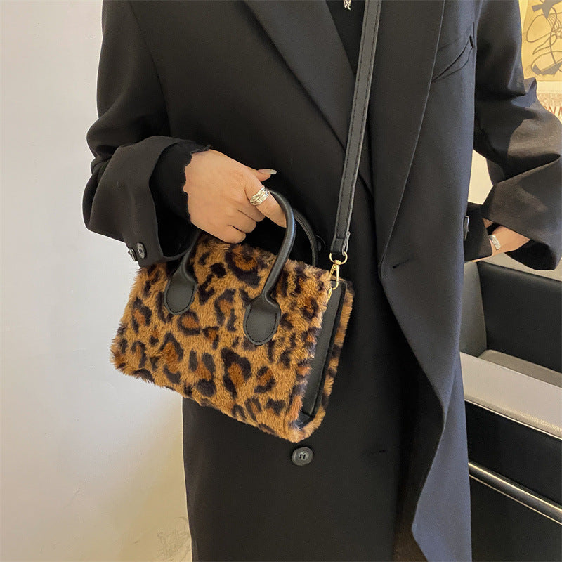 Wholesale Cow Print Leopard Print Hand Shoulder Bag Crossbody Bag