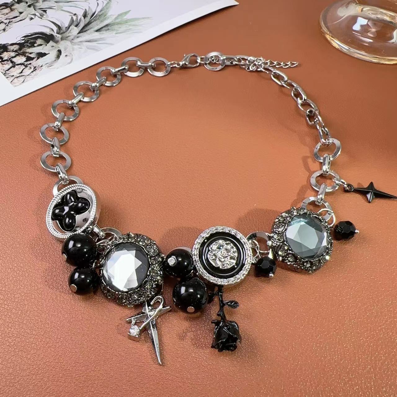 Wholesale Y2K Gothic Black Memories Button Star Hot Girl Clavicle Chain