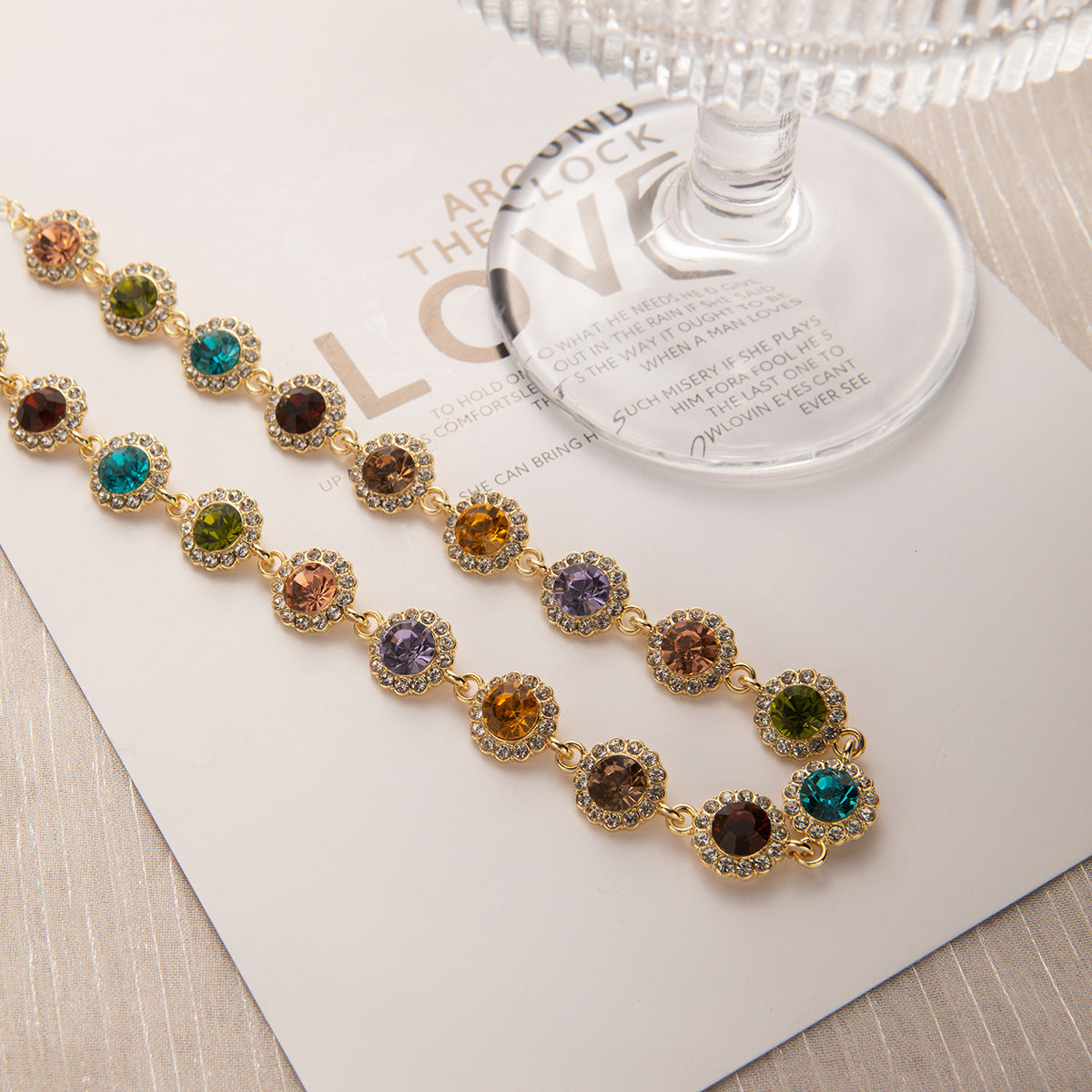 Wholesale Retro style colorful diamond teardrop round clavicle necklace