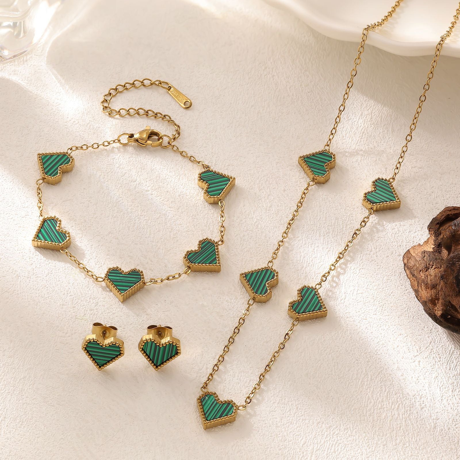 Wholesale Stainless Steel Fritillary Five-flower Peach Heart Bracelet Necklace Earring