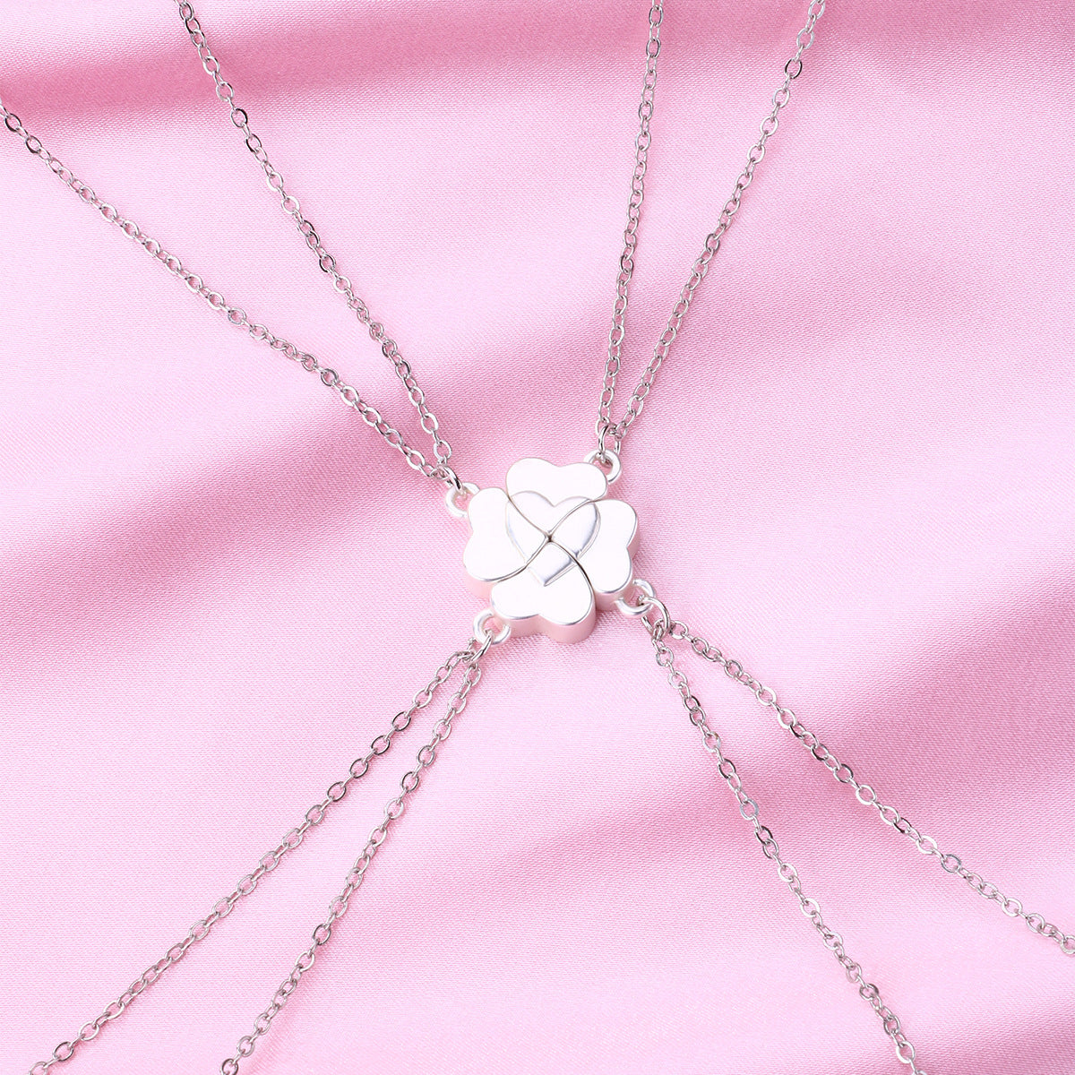 Wholesale four-leaf clover ing necklace parent-child set good friend 4 person combination necklace