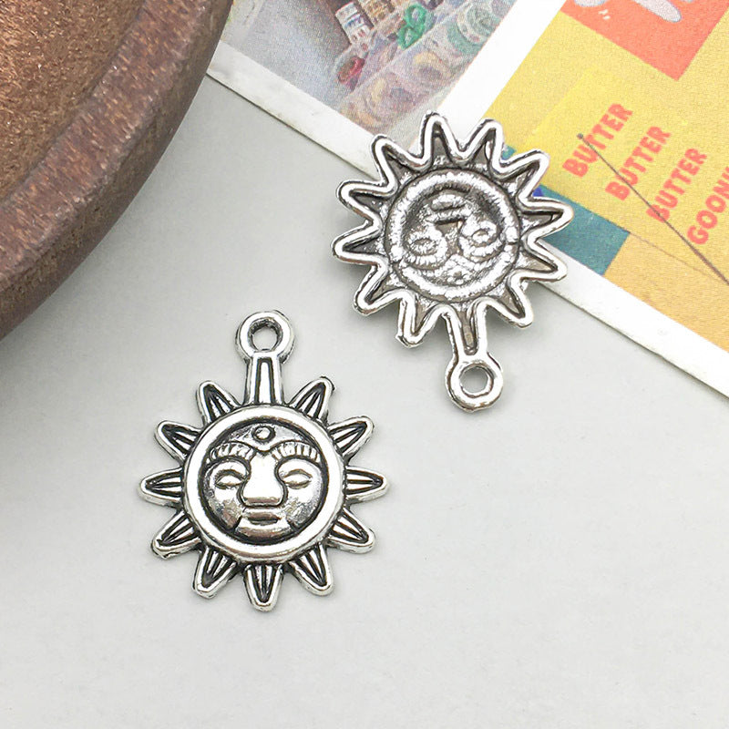 Wholesale Antique Silver Alloy Retro Simulation Star, Moon, Sun DIY Pendant