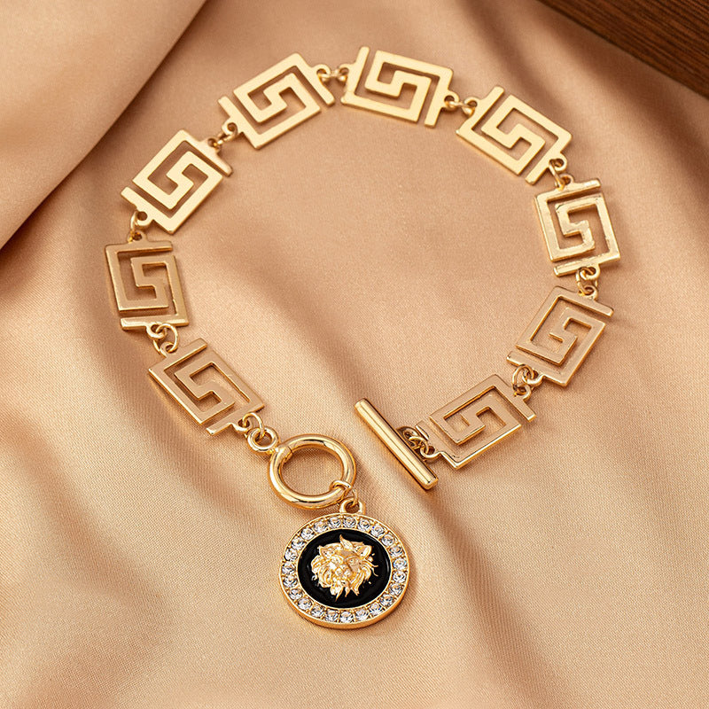 Wholesale Retro Chunky Chain Embossed Anklet Geometric Chic Fashion Accessory Gift For Beach