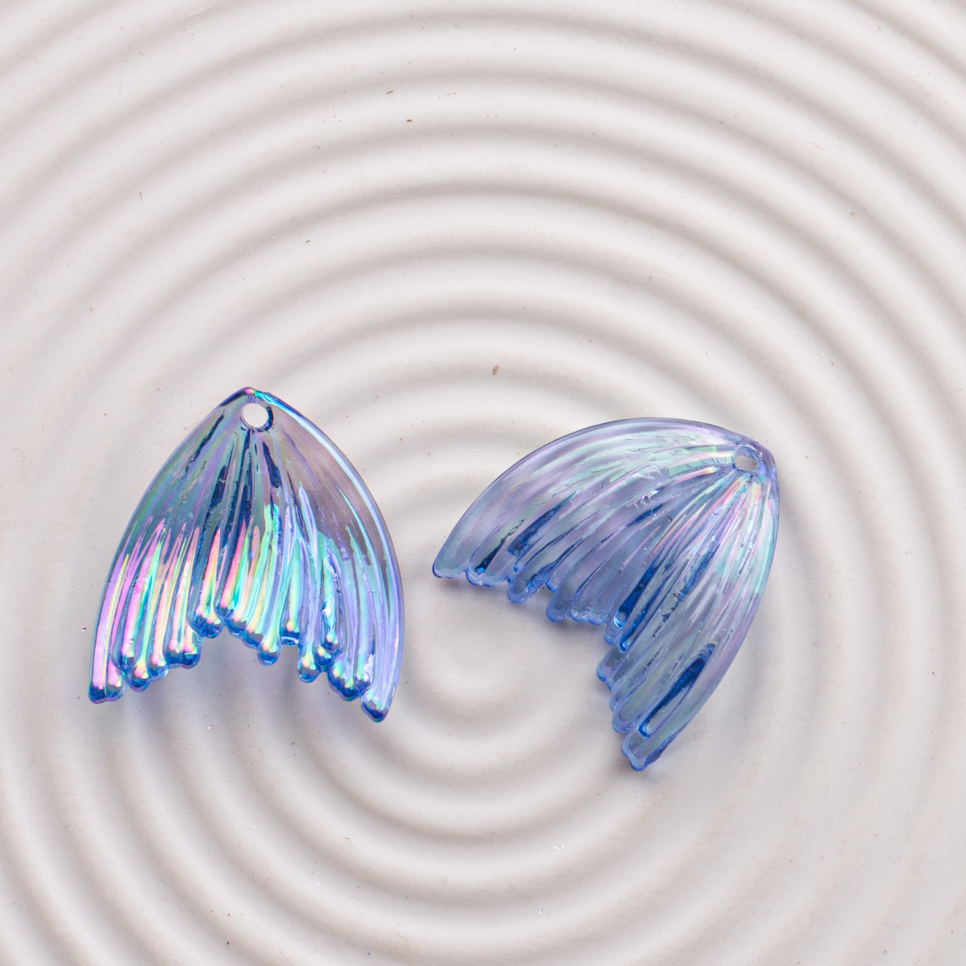 Wholesale UV Coated Mermaid Fish Tail Acrylic Loose Beads