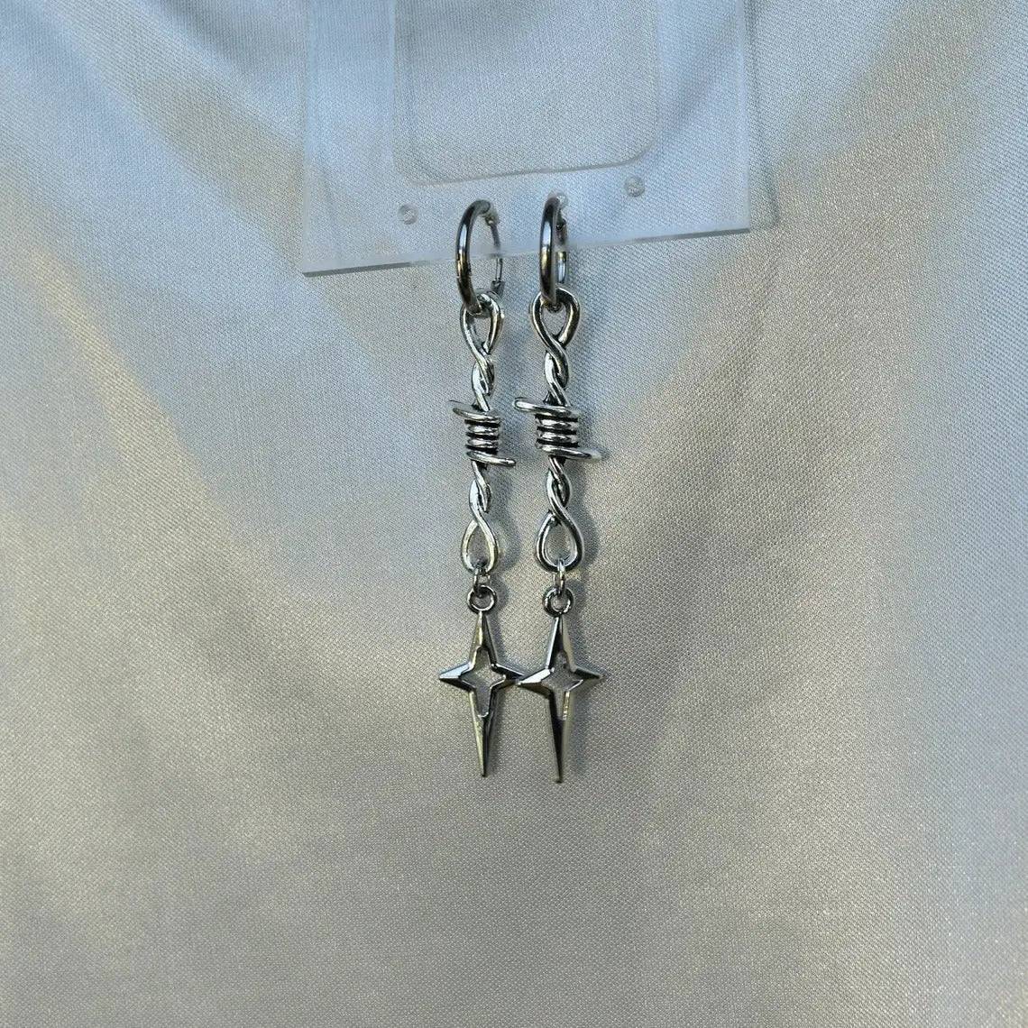 Wholesale Spiked star earrings