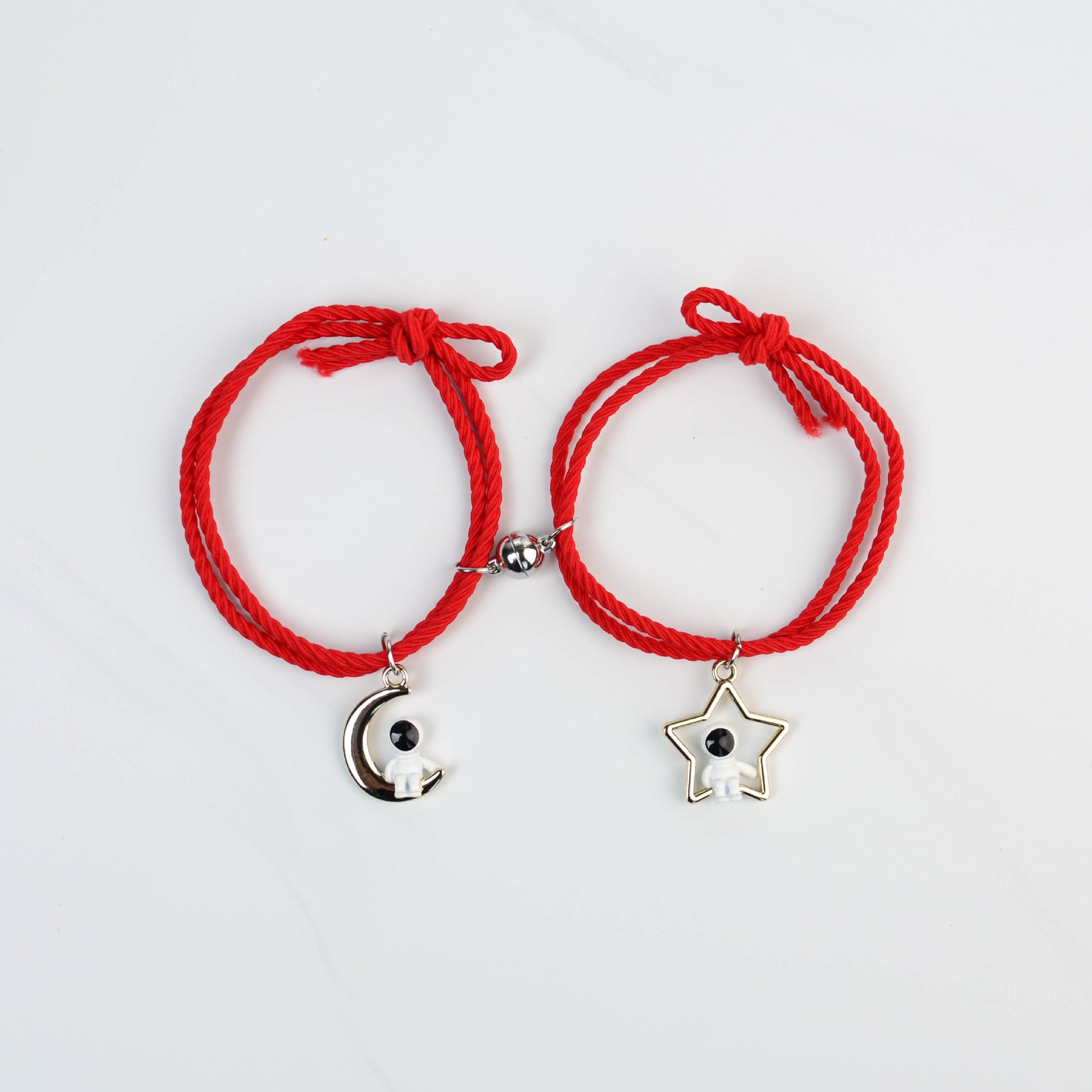 Wholesale Couple Bracelet   Magnetic Suction Hand Rope Astronaut Bracelet