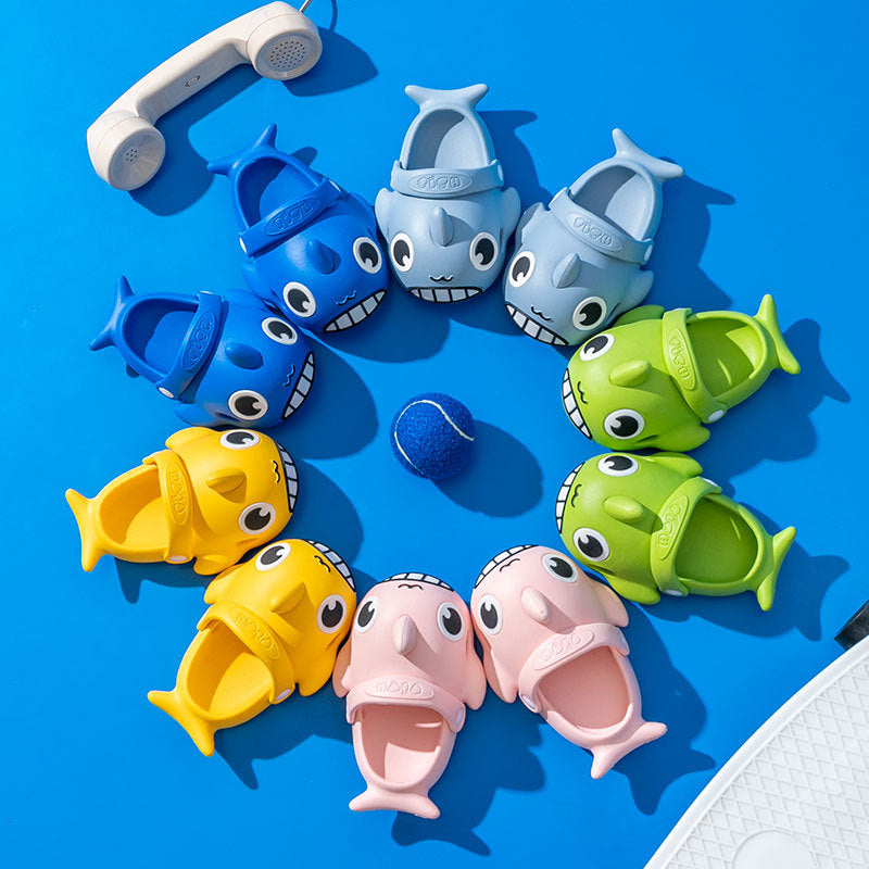 Niños de ballenas al por mayor Desgaste sin deslizamiento de ropa exterior de suela suave interior