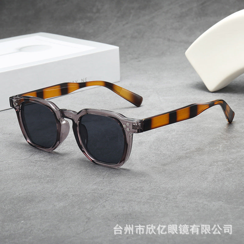 Wholesale Retro thick oval small frame high-end anti-ultraviolet sunglasses