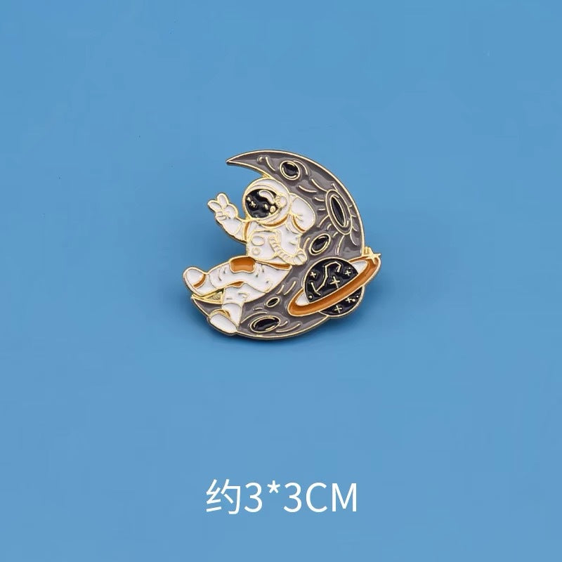 Wholesale Astronaut Brooch  Cute Space Planet Astronaut Metal Brooch