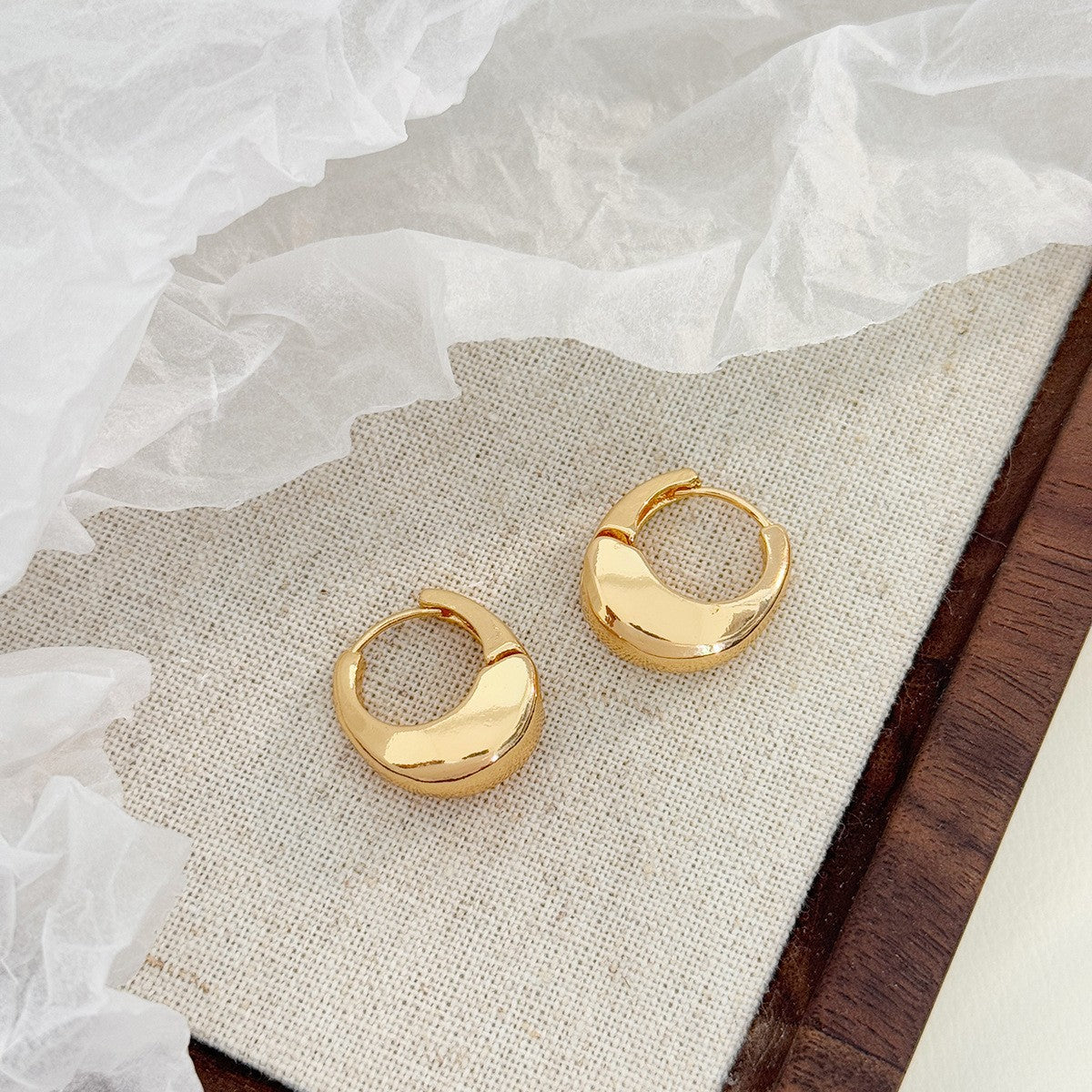 Wholesale Geometric Round Zircon Earrings For Women Stylish Electroplated Ear Studs For Party And Everyday Wear Gift