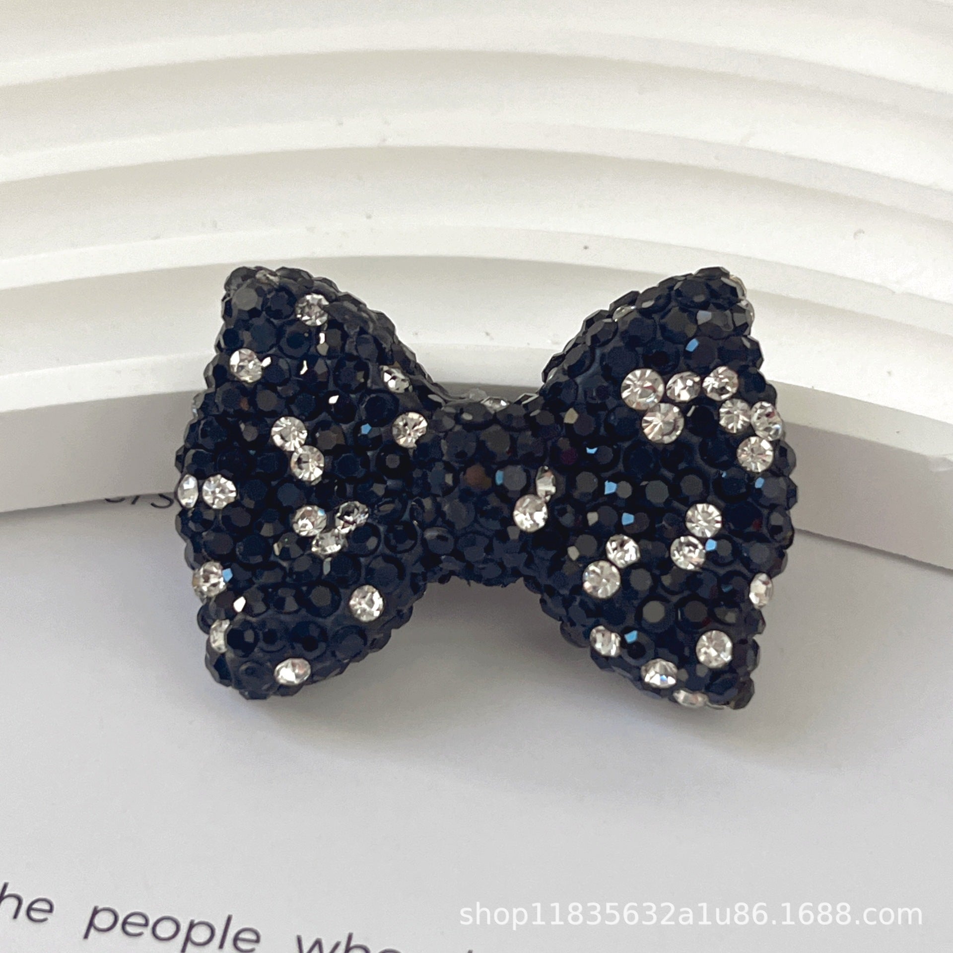 Wholesale 10pcs colored bow-tie shaped crystal beads