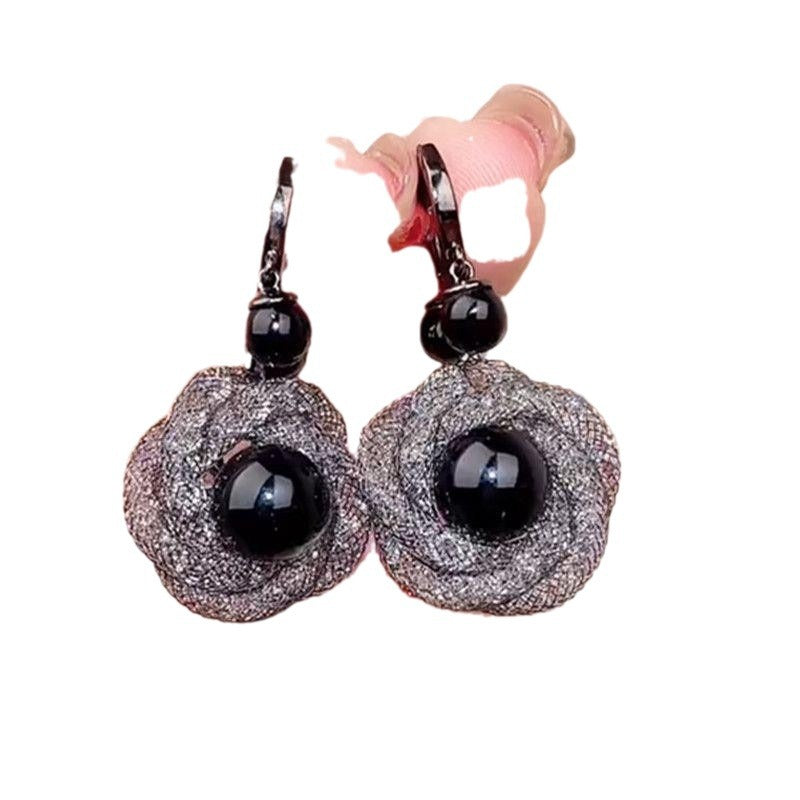 Wholesale beauty black flower  cold wind New earrings