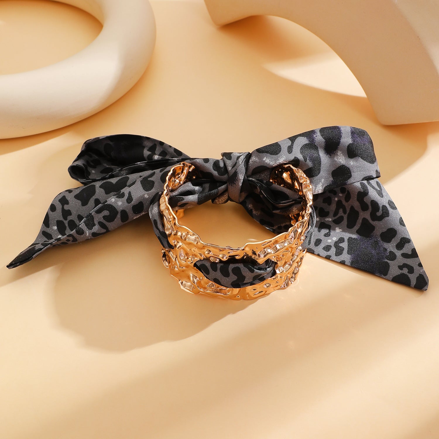 Wholesale Women' s hot girl style leopard print ribbon alloy bracelet