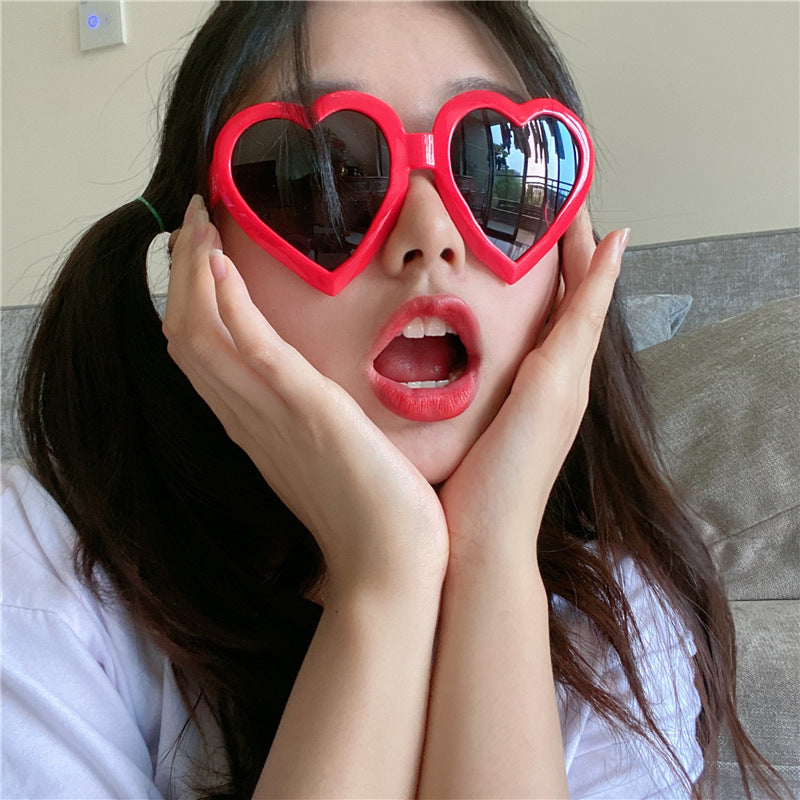 Wholesale Harajuku Love Beach Resort with Large Frame Peach Heart Beach Glasses