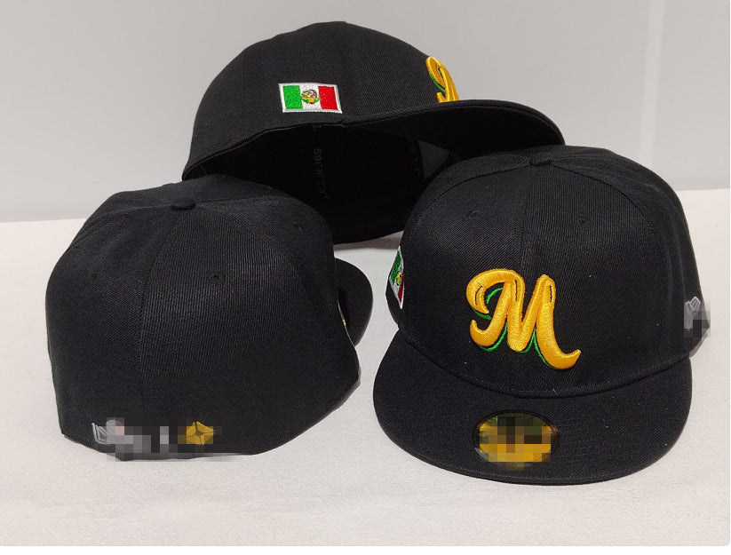 Wholesale M Embroidery Fully Enclosed Letters Non-adjustable Baseball Cap