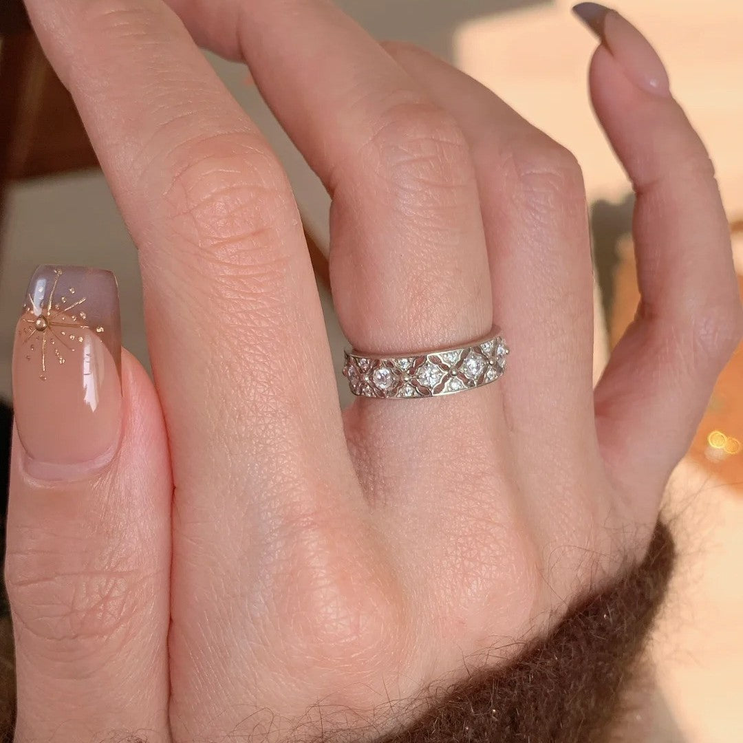 Wholesale Copper Zircon Lace Hollow Five-Petal Flower Ring