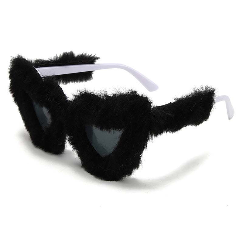 Wholesale new fashion glasses plush lovely sunglasses peach heart ball party funny heart sunglasses