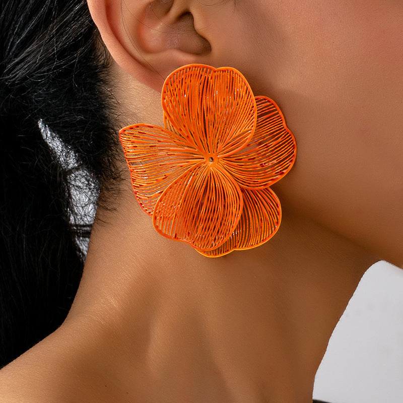 Wholesale Trendy Floral Earrings Gold Alloy Women Spring Party Fashion Accessory