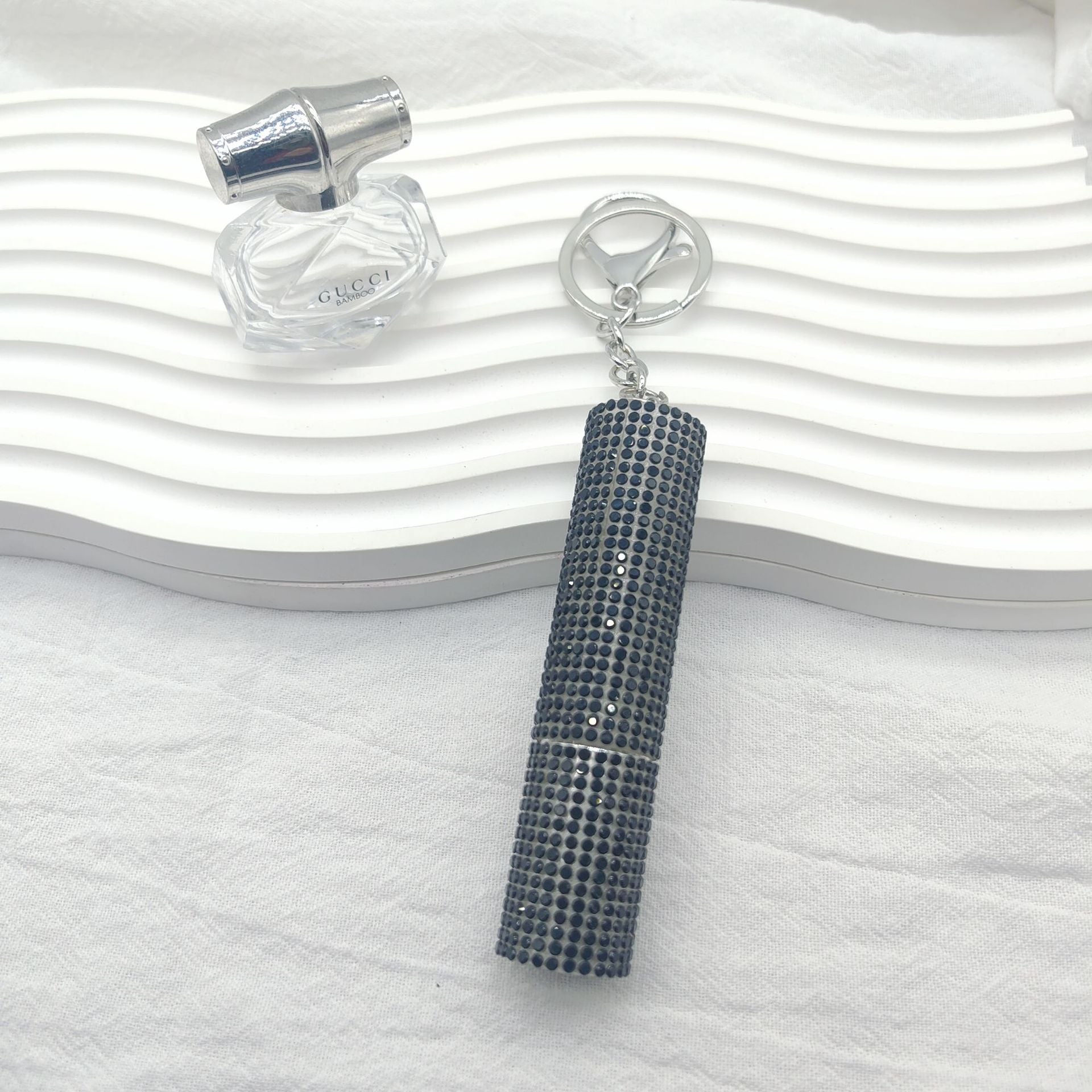 Wholesale  Full Diamond Creative Mini 10ml Perfume Bottling Keychain